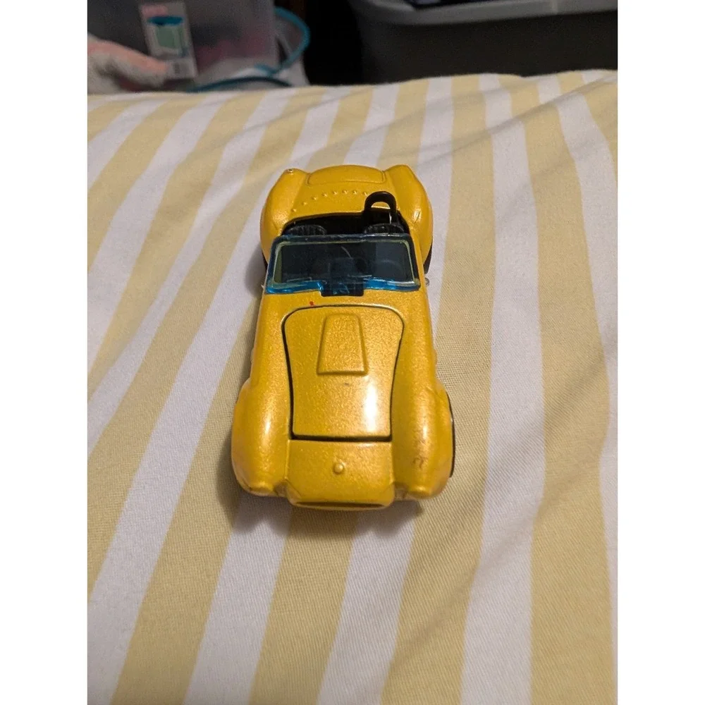 🔥 HOT WHEELS 427 FORD SHELBY HOOD OPENS 3923 YELLOW THAILAND DIECAST TOY CAR